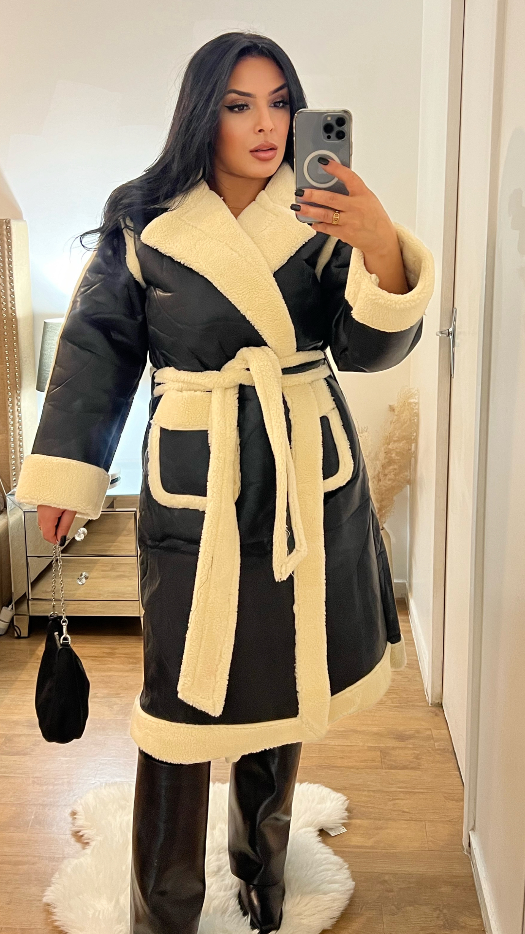 MANTEAU LONG DOUBLURE AVEC IMITATION MOUTON